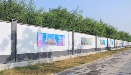 大通建材鋼圍擋、pvc圍擋符合深圳市政府統一標準的圍擋，美觀環保、安全穩固。
